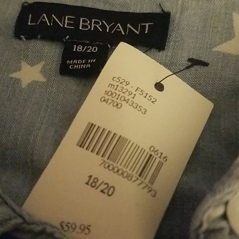 NWT! lane bryant chambray buttondown